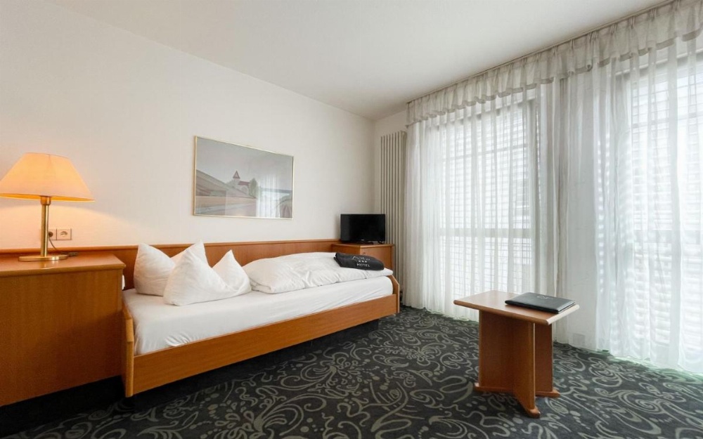 Room image 2